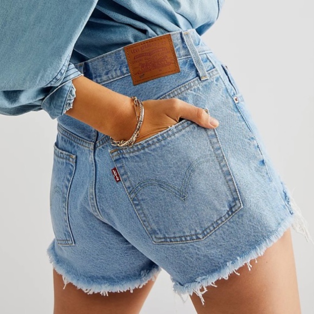 Levi’s 501 High Rise Denim Short Light Wash